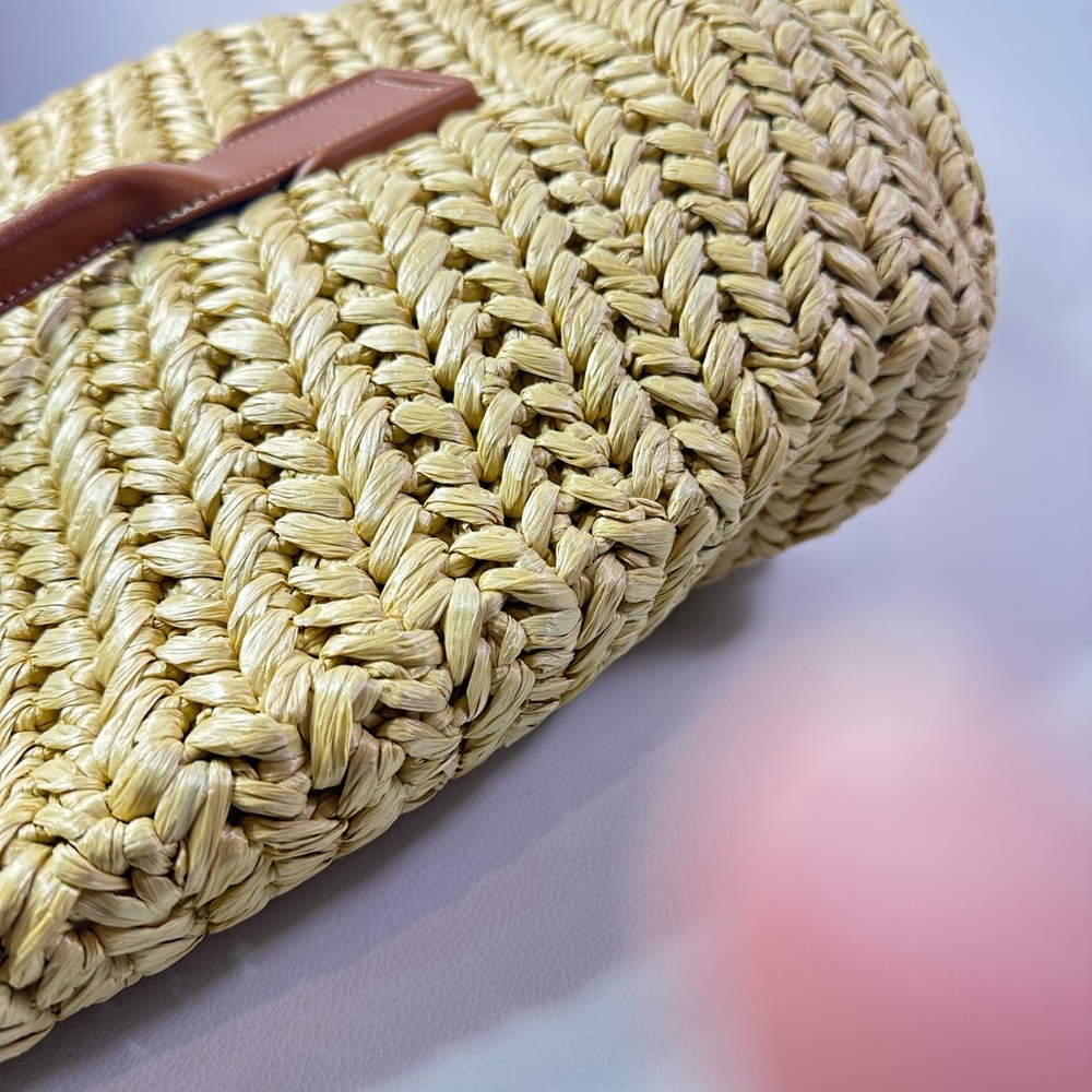 NEW Bottega Veneta Arco Natural Wood Rafia Medium Tote - Picture 13 of 16